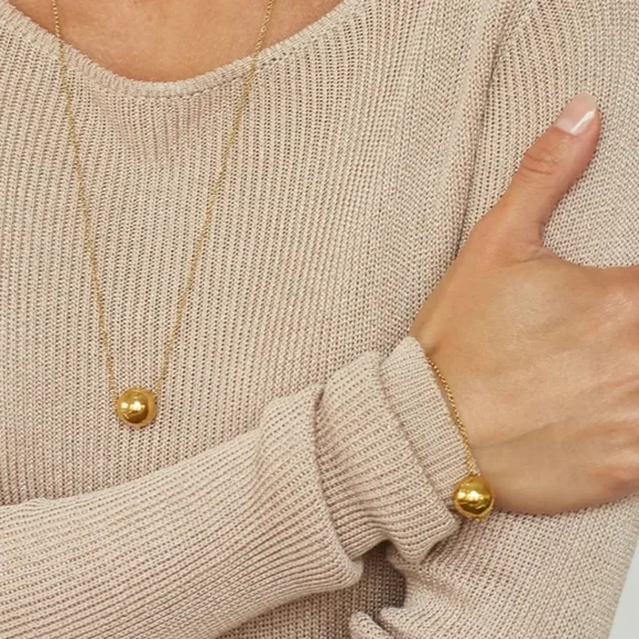 18k Gold Ball Pendant Box Chain Pull Necklace - Picture 4 of 5